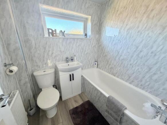 3 bed Detached for sale Image 10