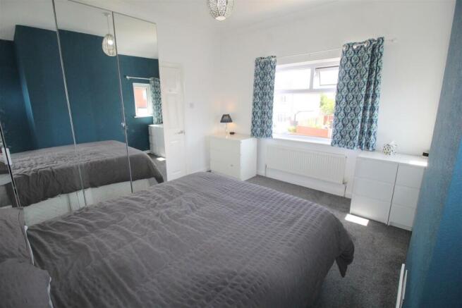Kenilworth Road, 109, bed 1 (3).JPG