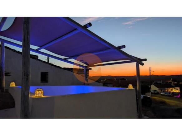 Teresa - Sunset Photo 1