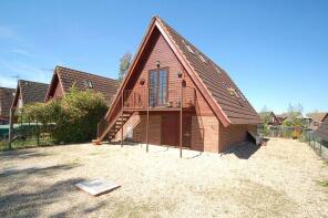 Lakeside, Isleham Marina, Fen Bank, Isleham, West Row CB7 5ZD