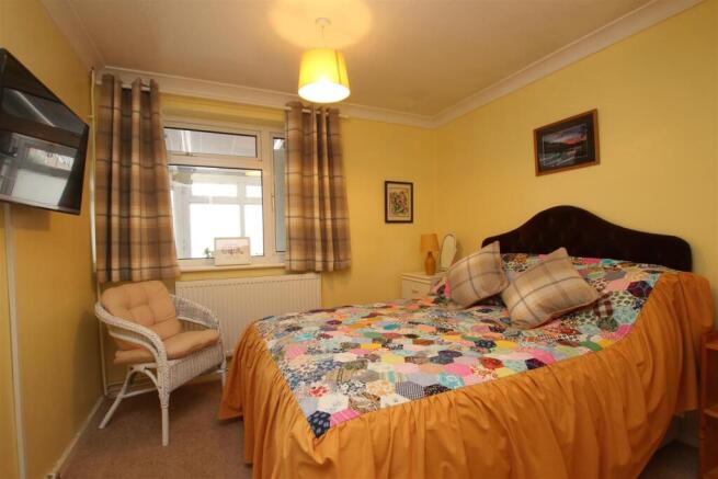 Bedroom.JPG
