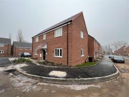 14, Nicholson Close, Nottingham NG5 8RQ