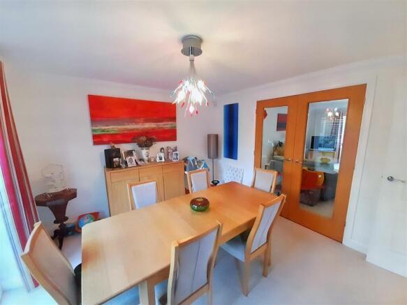 Dining room new.jpg