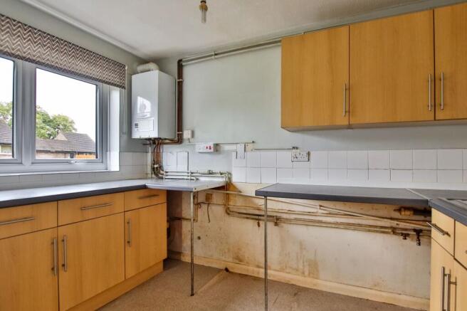 Charland Court, Droitwich, WR9 photo 4