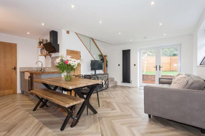 OPEN PLAN LIVING DINING KITCHEN