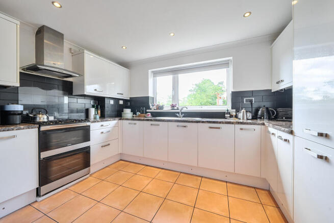 Kitchen / Breakfast Room