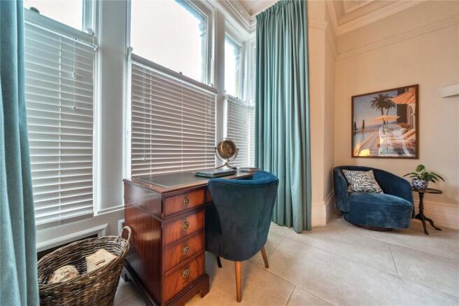 2 bed Apartment for sale Image 12