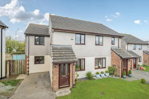 36, Penhale Gardens, St. Columb TR9 6NZ