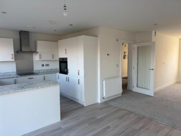 3 bed Detached for sale Image 6