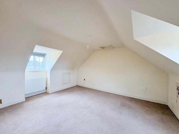 3 bed End of Terrace for sale Image 9