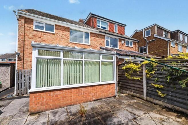 3 bed Semi-Detached for sale Image 9