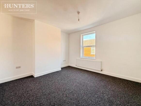2 bed Terraced to rent Image 10