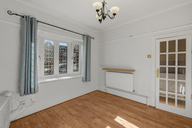 307 Llantarnam Road-6.jpg