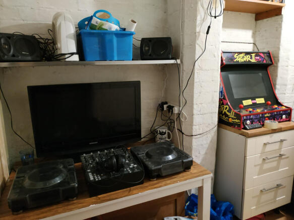 Photo 15