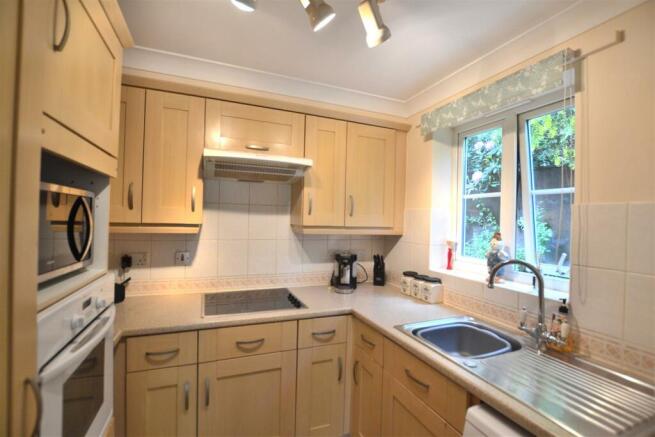 Kitchen.JPG