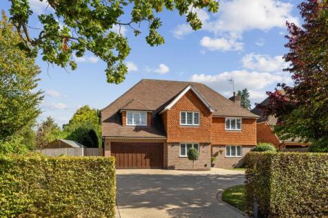 Grove Road, Cranleigh, GU6