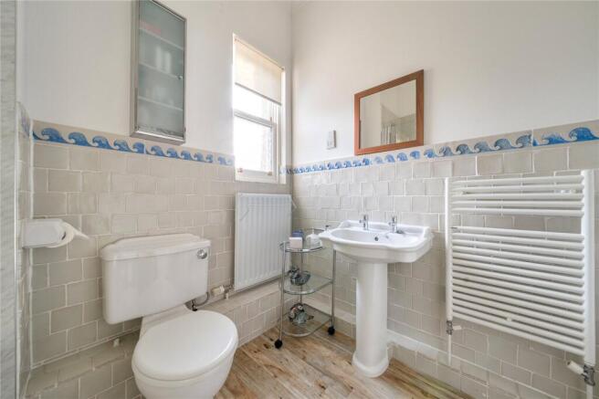 3 bed Terraced for sale Image 10