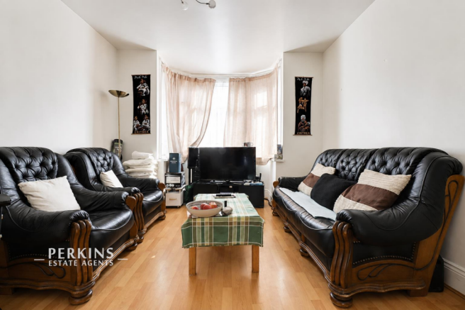 LOUNGE2.png