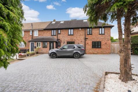 Pike Way, North Weald, CM16