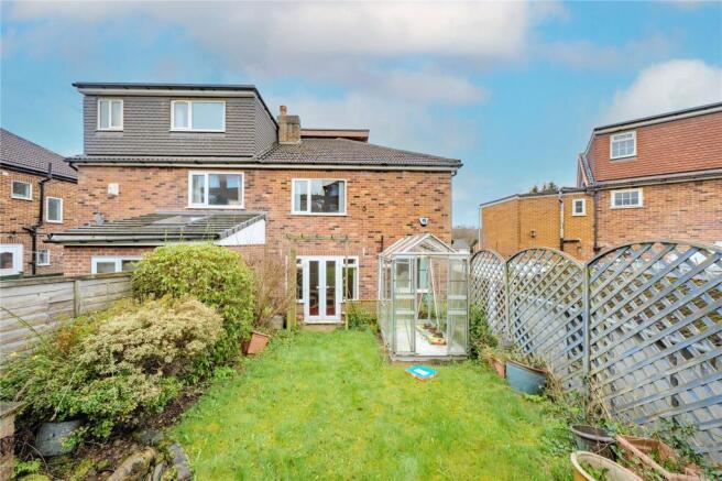 4 bed Semi-Detached for sale Image 8