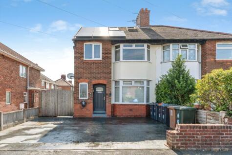 Glenwood Road, Little Sutton, Ellesmere Port, Cheshire, CH66