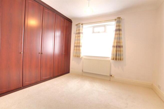 2 bed Semi-Detached Bungalow for sale Image 7