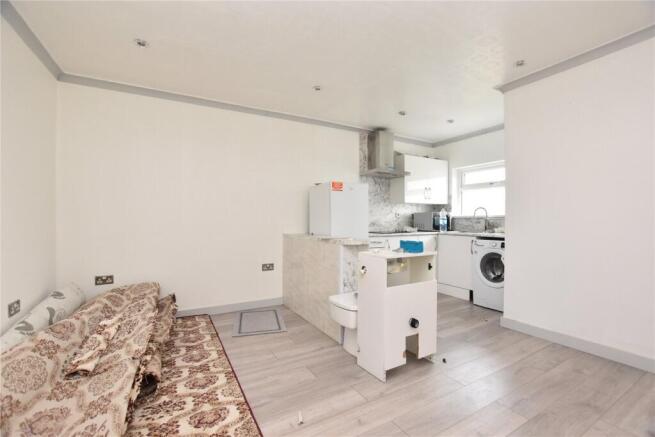 2 bed Bungalow for sale Image 11