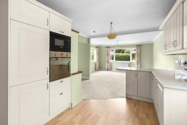 3 bed Detached Bungalow for sale Image 5