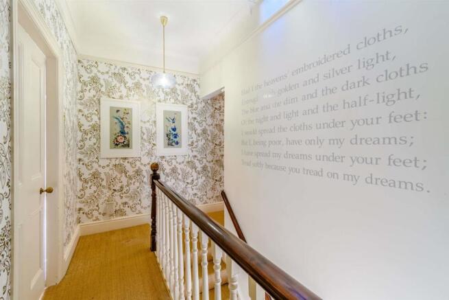 8443272-interior08-800.jpg