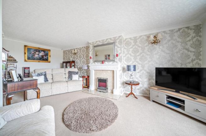 1386466-4-692d81a8725e0