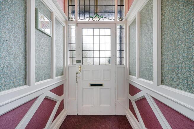 5 bed Terraced for sale Image 9