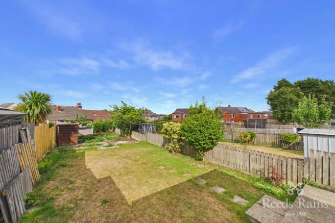 2 bed Semi-Detached for sale Image 11