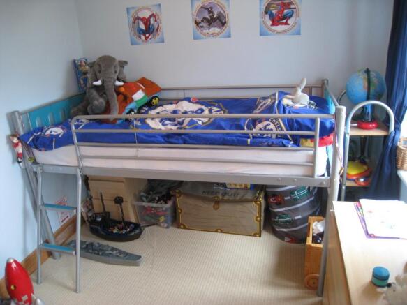 Photo 10