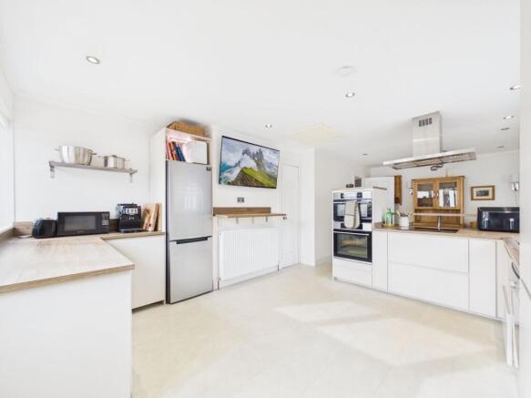 Kitchen/Dining