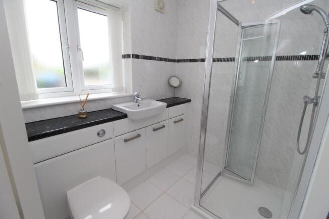 EN-SUITE SHOWER ROOM/W.C.