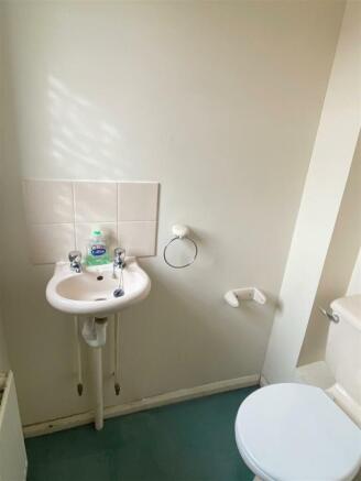 cloakroom.jpg