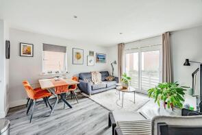 Flat 34, 29 Burlescombe House, Burrage Road, Redhill RH1 1TL