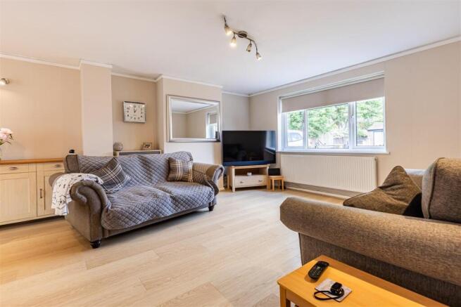 8 Highland   (14).jpg