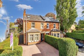 3, Haywards Road, Charlton Kings, Cheltenham GL52 6RQ
