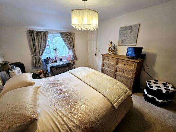 3 bed Detached for sale Image 10
