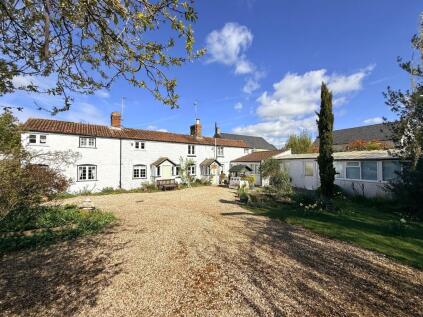 High Street, Shrivenham, SN6