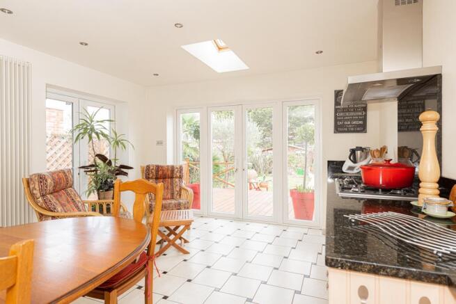 (Rightmove) 18.jpg