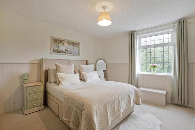 2 bed House for sale Image 4
