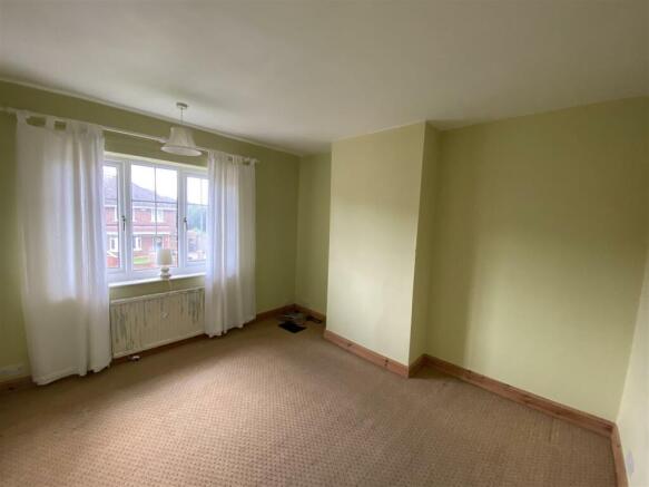 Bedroom no.1 front double: