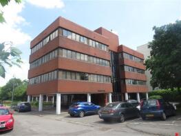29, 61 Kingfisher House, Walton Street, Aylesbury HP21 7FS
