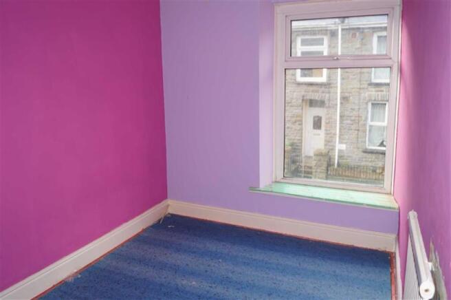 BEDROOM 2 (FRONT)
