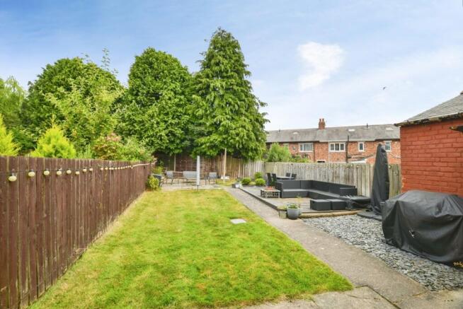 3 bed Semi-Detached for sale Image 6