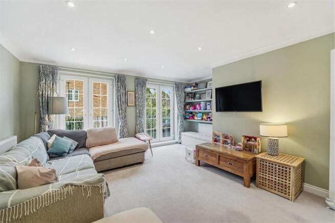 CUMBERLAND CLOSE, 4 (16of44)-19.jpg