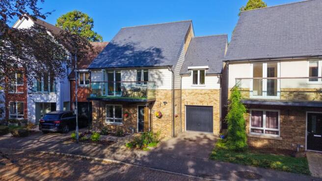 4-bed detached on Redwood Drive, Epsom, KT19, £850,000