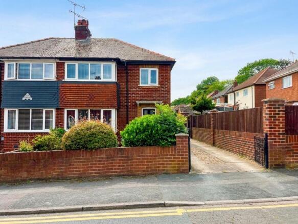 3 bed Semi-Detached for sale Image 4